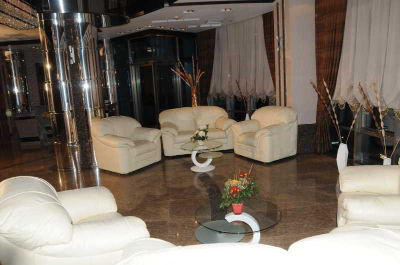Iron Hotel Hokmeli Exterior photo
